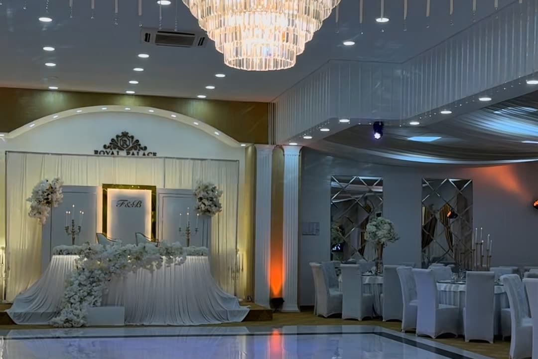 The Salon arranged for an intimate ceremony